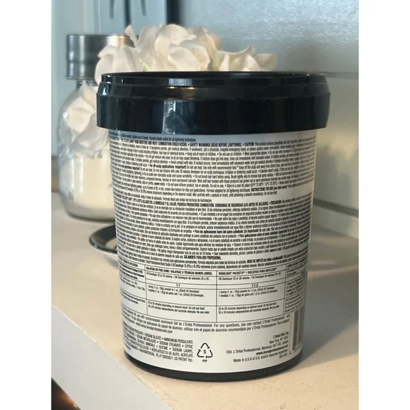 New L'ORÉAL PROFESSIONNEL Blond Studio 9 Lightening Powder - 17.6 oz